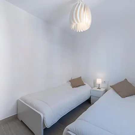 Apartment Piso 4h Boliches, *